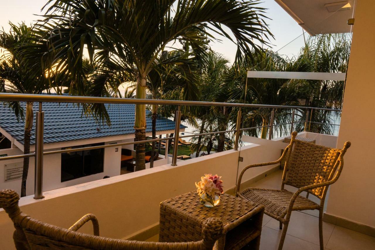 Hotel Vistalmar Манта Екстер'єр фото
